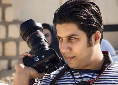 پوریا بهرام‌نژاد:

تمام عکاسان حرفه‌ای تئاتر ایران را به چالش عکاسی در پلاتوهای بوشهر دعوت می‌کنم